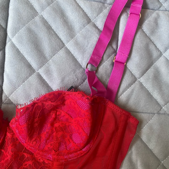 Corset top - Picture 3 of 4